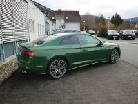 Gebraucht Audi S5 Ambiente 341 PS (250 kW) 2023 Sonomagrün metallic Coupé
