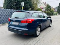 Second-hand Ford Focus 120 CP (88 kW) 2017 Albastru Break