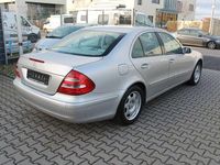 Gebraucht Mercedes E200 163 PS (119 kW) 2003 Silber Limousine