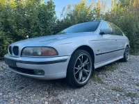 Gebraucht BMW 523 168 PS (123 kW) 1999 Grau Limousine