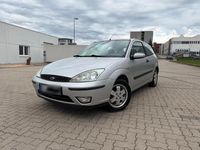 Gebraucht Ford Focus 130 PS (95 kW) 2003 Silber Kleinwagen