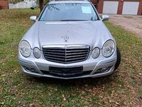 Gebraucht Mercedes E200 Avantgarde 184 PS (135 kW) 2007 Silber Kombi