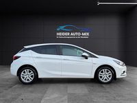 Gebraucht Opel Astra Selection 105 PS (77 kW) 2016 Weiß Limousine