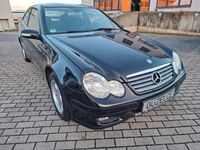 Gebraucht Mercedes C180 143 PS (105 kW) 2006 Schwarz Limousine