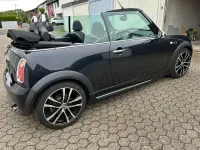 Gebraucht Mini One Cabriolet 90 PS (66 kW) 2007 Astro black metallic Cabrio