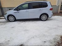 Gebraucht VW Touran Highline 190 PS (139 kW) 2018 Weiß Van / Kleinbus