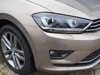 Gebraucht VW Golf Sportsvan Highline 150 PS (110 kW) 2014 Gold metallic Van / Kleinbus