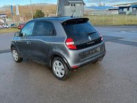 Gebraucht Renault Twingo LIMITED 90 PS (66 kW) 2019 Grau Kleinwagen