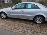 Gebraucht Mercedes 220 150 PS (110 kW) 2002 Silber Limousine