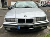 Gebraucht BMW 318 Compact 140 PS (102 kW) 1997 Silber Kleinwagen