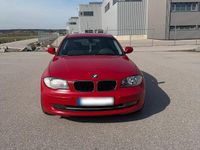 Gebraucht BMW 116 122 PS (89 kW) 2010 Rot Kleinwagen