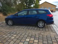 Gebraucht Ford Focus Trend 125 PS (91 kW) 2015 Blau Limousine