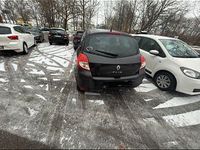 Gebraucht Renault Clio II Dynamique 75 PS (55 kW) 2009 Schwarz Limousine