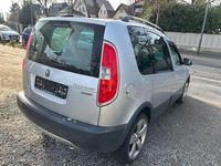 Gebraucht Skoda Roomster 90 PS (66 kW) 2011 Silber Van / Kleinbus