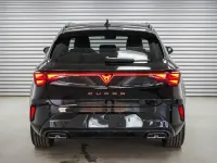 Neu Cupra Leon 150 PS (110 kW) 2026 Midnight black metallic (0e) Kombi