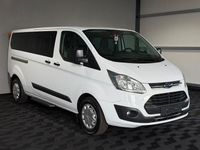 Gebraucht Ford Tourneo 131 PS (96 kW) 2017 Weiß Van / Kleinbus