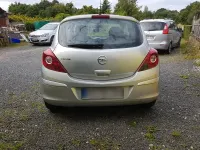 Gebraucht Opel Corsa 75 PS (55 kW) 2014 Silber Kleinwagen