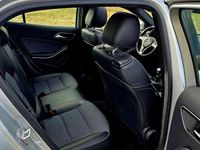 Gebraucht Mercedes GLA200 156 PS (114 kW) 2015 Silber SUV