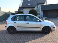 Gebraucht VW Polo Comfortline 64 PS (47 kW) 2003 Silber Kleinwagen