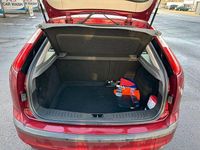 Gebraucht Ford Focus Sport 101 PS (74 kW) 2005 Rot Kleinwagen