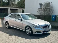 Gebraucht Mercedes E220 170 PS (125 kW) 2009 Silber Limousine