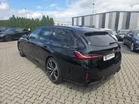 Gebraucht BMW 520 M Sport 190 PS (139 kW) 2025 Schwarz Kombi