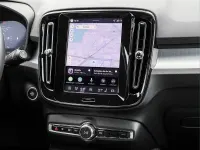 Gebraucht Volvo XC40 Core 163 PS (119 kW) 2025 Schwarz SUV
