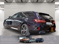 Gebraucht BMW 550e M Sport 313 PS (230 kW) 2025 Schwarz Kombi