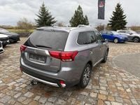 Gebraucht Mitsubishi Outlander Edition 150 PS (110 kW) 2017 Grau SUV