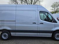 Gebraucht Mercedes Sprinter 150 PS (110 kW) 2022 Silber Van
