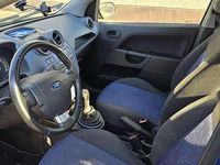 Gebraucht Ford Fiesta Trend 80 PS (58 kW) 2008 Kleinwagen