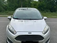 Gebraucht Ford Fiesta 100 PS (73 kW) 2014 Grau Kleinwagen