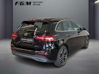 Gebraucht Mercedes B220 Progressive 190 PS (139 kW) 2024 Unilack nachtschwarz Van / Kleinbus