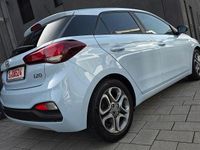 Gebraucht Hyundai i20 88 PS (64 kW) 2022 Grau Kleinwagen