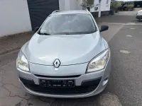 Gebraucht Renault Mégane GrandTour Expression 106 PS (77 kW) 2011 Platingrau Kombi