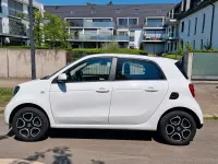 Gebraucht Smart ForFour 90 PS (66 kW) 2019 Weiß Kleinwagen