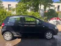 Gebraucht VW Fox Basis 54 PS (39 kW) 2008 Schwarz Kleinwagen