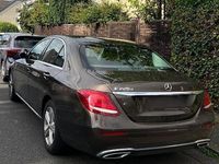 Gebraucht Mercedes E220 194 PS (142 kW) 2016 Braun Limousine