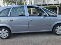 Gebraucht Opel Meriva Edition 101 PS (74 kW) 2005 Lichtsilber m2 Van / Kleinbus