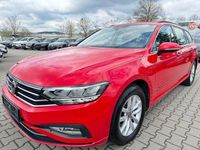 Gebraucht VW Passat Business 122 PS (89 kW) 2023 Rot Kombi