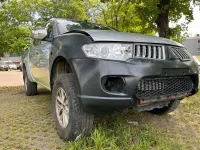 Gebraucht Mitsubishi L200 Invite 136 PS (100 kW) 2011 Silber Pickup