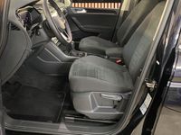 Gebraucht VW Touran Highline 150 PS (110 kW) 2024 Deep black perleffekt Van / Kleinbus