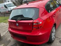 Gebraucht BMW 116 122 PS (89 kW) 2007 Rot Kleinwagen
