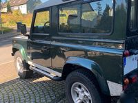 Gebraucht Land Rover Defender 122 PS (89 kW) 2000 Grün SUV