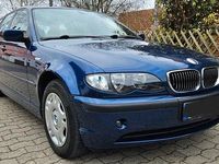 Gebraucht BMW 318 Exclusive 116 PS (85 kW) 2003 Blau Kombi