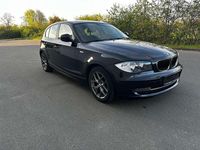 Gebraucht BMW 118 143 PS (105 kW) 2011 Black sapphire metallic Kleinwagen