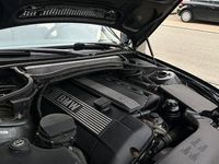 Gebraucht BMW 325 M Sport 192 PS (141 kW) 2002 Schwarz Kombi