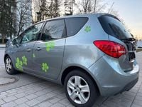 Gebraucht Opel Meriva Innovation 101 PS (74 kW) 2010 Silbersee/perl silber (m2) Van / Kleinbus