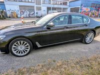 Gebraucht BMW 740 Comfort Edition 320 PS (235 kW) 2016 Braun Limousine