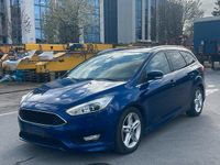 Second-hand Ford Focus 182 CP (133 kW) 2018 Albastru Break